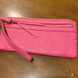 EUC Banana Republic pink perforated leather clutch wristlet for spring— clean!